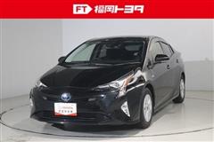 トヨタ　プリウス S セ-フティプラス