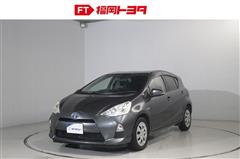 トヨタ　アクア S