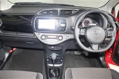 ヴィッツ ジュエラ