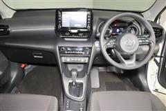 ヤリスクロス HEV G