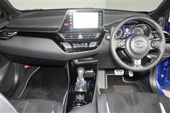 C-HR HEV S GRスポーツ