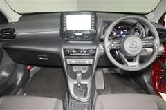 ヤリスクロス G