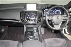 クラウン HEV RSアドバンス