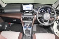 ヤリスクロス Z