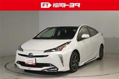 トヨタ プリウス Sセ-フティプラス2