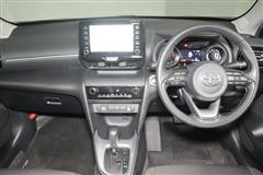 ヤリスクロス G