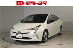 プリウス Sセーフティプラス2トーン