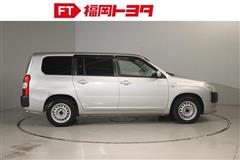 サクシードHEV UL-X