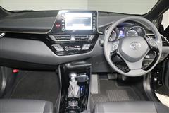 C-HR HEV GモードネロS/P3