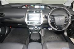 プリウス S ツーリング ブラック