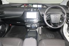 プリウス Sセーフティープラス2