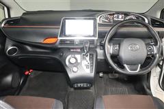 シエンタ G クエロ