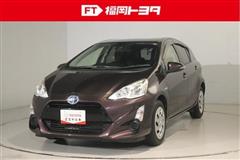 トヨタ　アクア G