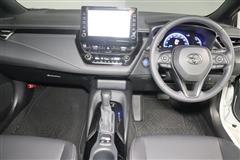 カローラツーリング HEV WxB