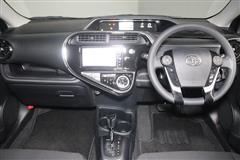 アクア S スタイルブラック