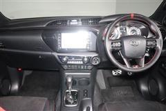 ハイラックス Z GRスポーツ