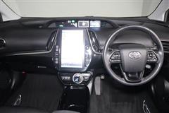 プリウスPHEV A ユーティリティ