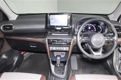 ヤリスクロス Z