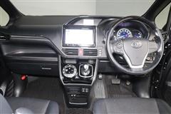 エスクァイア HEV GI