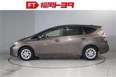 プリウスアルファ S