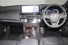 クラウン HEV G-エグゼFour