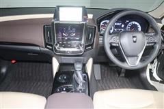 クラウン HEV S Cパッケージ