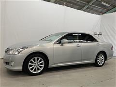 クラウン ロイヤルサルーン