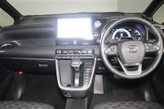 ヴォクシー HEV S-Z