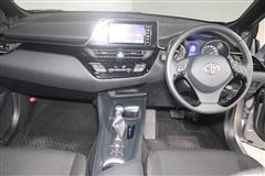 C-HR HEV SーLEDパッケーシ