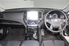 クラウン HEV アスリートS