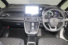 ヴォクシー HEV S-Z