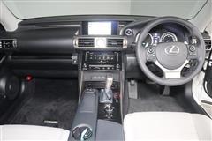 IS300h ヒョウジュン