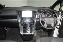 ヴェルファイア Z ゴールデンアイ