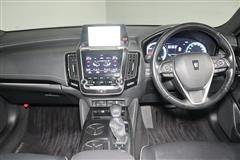 クラウン HEV RSアドバンス