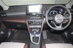 ヤリスクロス HEV Z