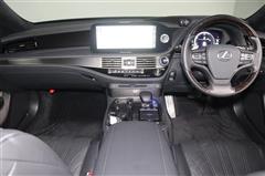 LS500h バージョンL