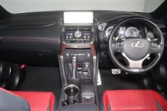 NX300h Fスポーツ