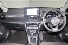 ヤリスクロス G