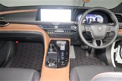 クラウンクロスオーバー Z