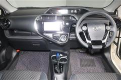 アクア クロスオーバー