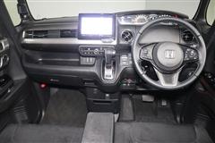 N-BOX カスタム Lスタイルプラス