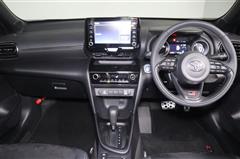 ヤリスクロス HEV GRスポーツ