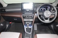 ヤリスクロス HEV Z