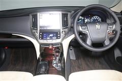 クラウン HEV ロイヤルサルーンG