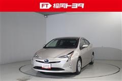 プリウス Sセーフティプラス