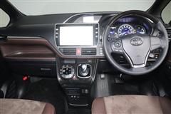 エスクァイア HEV GIプレミアム