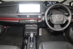 プリウス PHEV Z
