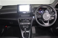 ヤリスクロスHEV G