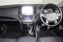 クラウンHEV アスリートS J/Fリミ