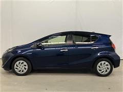 アクア S スタイルブラック